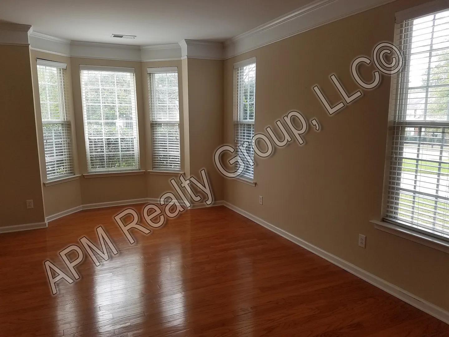 Great Home in Wood Crest at Lake Carolina — Photo 4