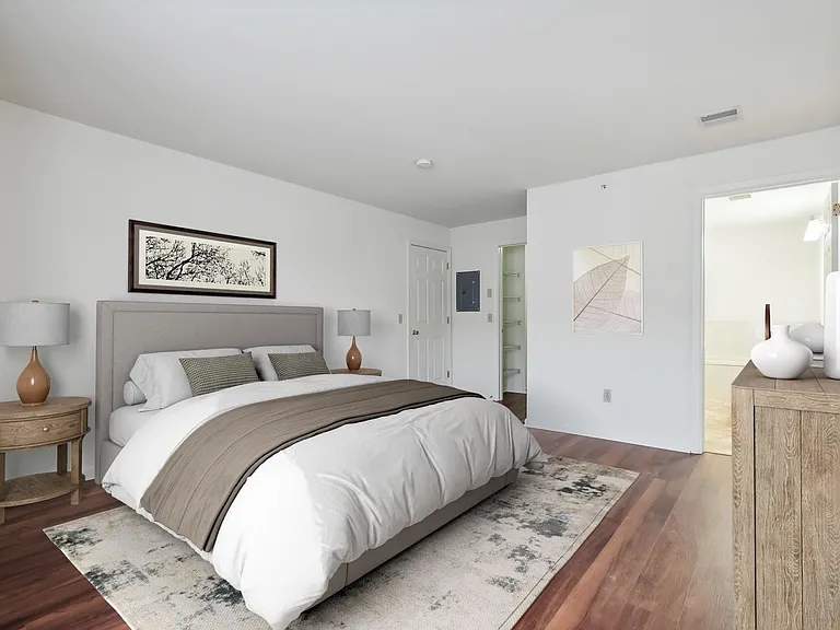 Spring Creek Apartments — Photo 19
