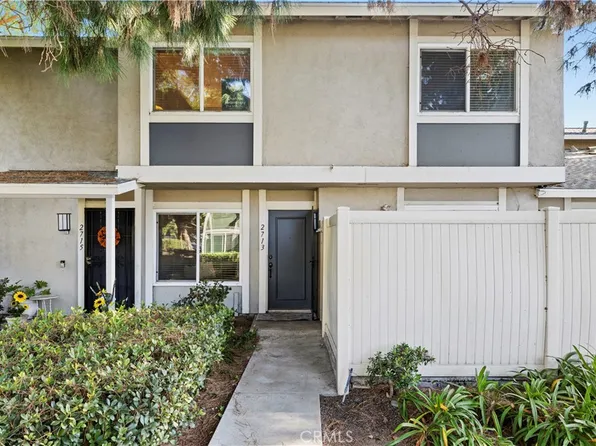 2713 W Meadowwood, Santa Ana, CA 92704
