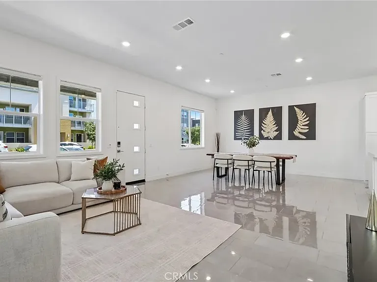 337 Abacus — Photo 10