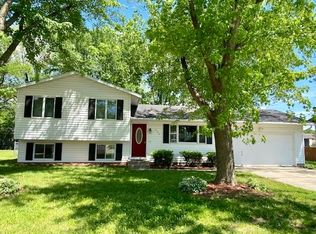 204 10th St, Prairie Du Sac, WI 53578