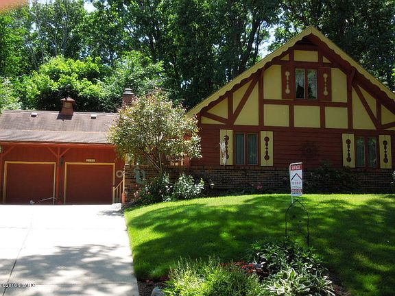4th image of 1350 Richwood Dr SE