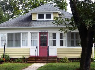 9 Laurel St, Great Barrington, MA 01230