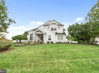 957 Hickory Ridge Dr, Chalfont, PA 18914