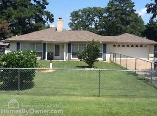 112 Indianola Rd, Chandler, TX 75758