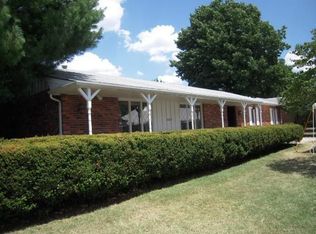 1001 W Westview St, Springfield, MO 65807