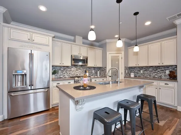 811 B St, Lincoln, CA 95648