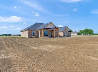 436 Dixie Rd, Whitesboro, TX 76273