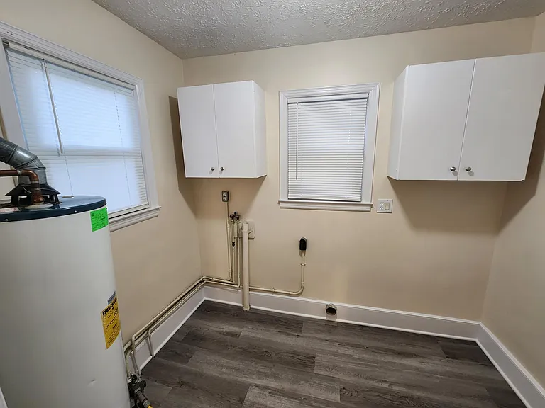 1726 Sonne Ave — Photo 7