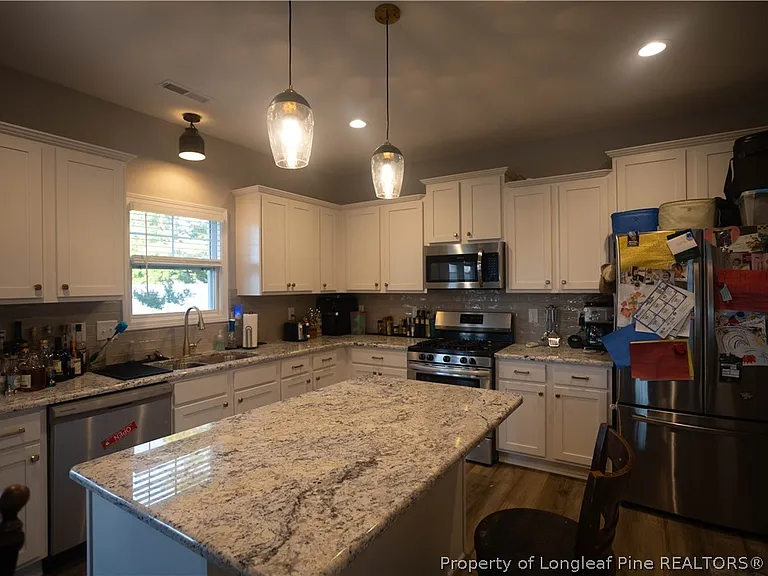 1814 Bluffside Dr — Photo 3