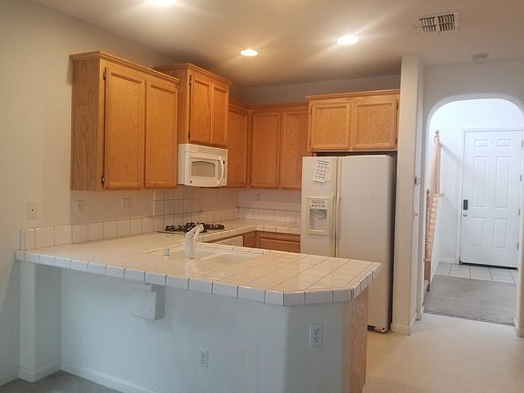 3rd image of 3057 Torland St