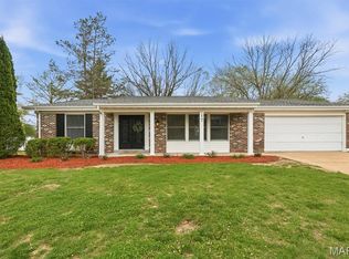 17 Atwood Dr, Saint Peters, MO