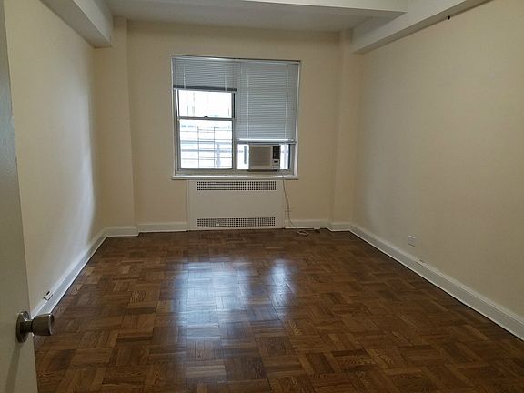 5th image of 300 E 57th St APT 7B
