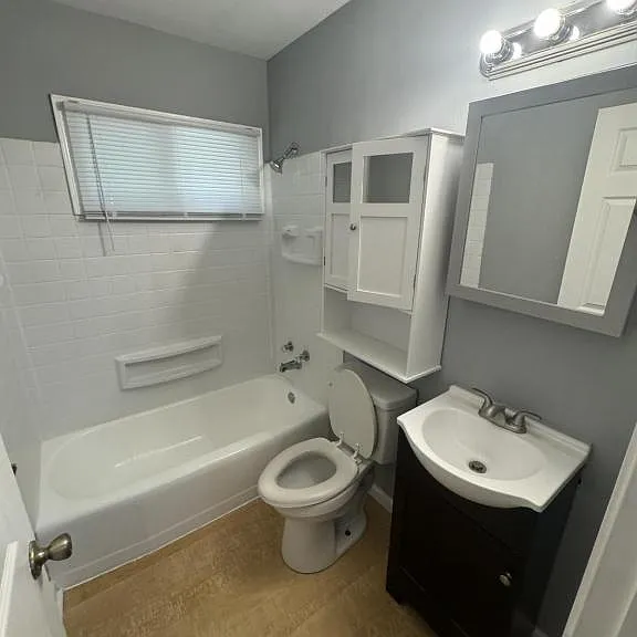 9841 Crusader Dr — Photo 4
