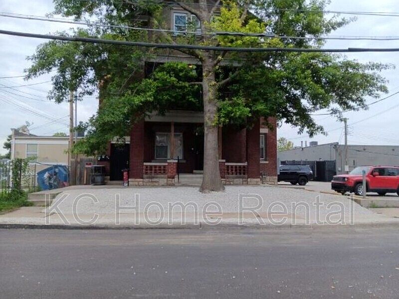 1st image of 3807 Washington St