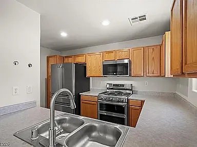 7343 Ringquist St — Photo 10