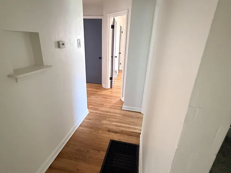 509 Ballman Ave — Photo 14