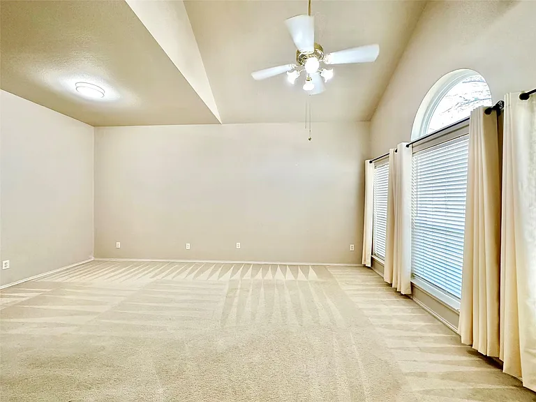 7006 Pickford Ct — Photo 5