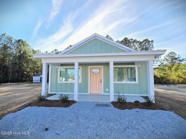 113 Long Pond Loop, Swansboro, NC 28584