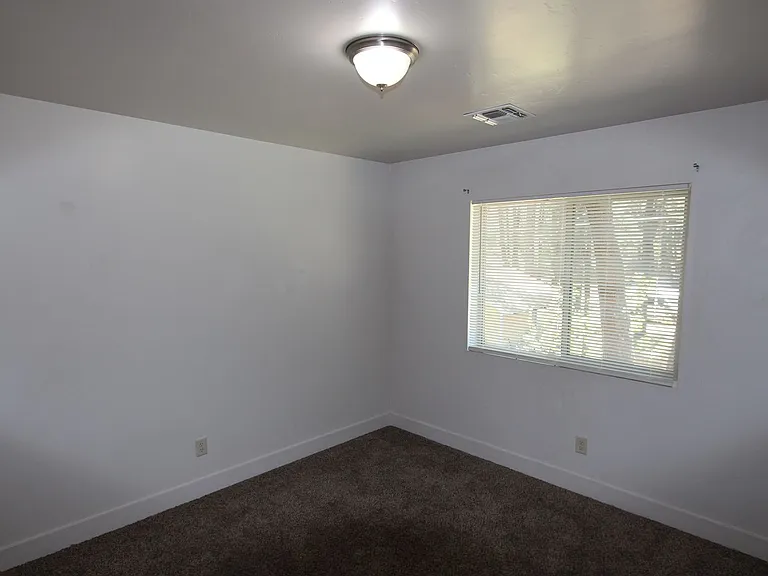 462 Kiowa — Photo 17