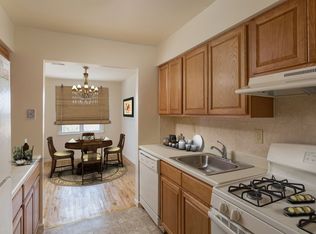 Linwood Village, Verona, NJ 07044