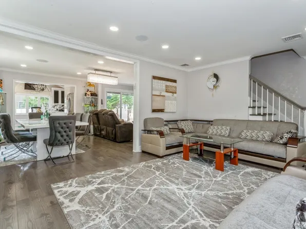 1 Howland Road, East Rockaway, NY 11518