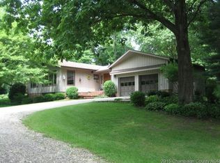 1309 S Sunny Acres Rd, Mahomet, IL 61853