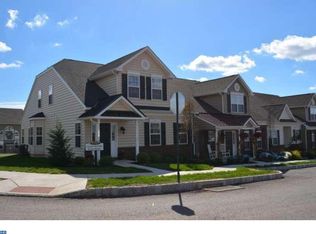 2151 Hidden Meadows Ave, Pennsburg, PA 18073