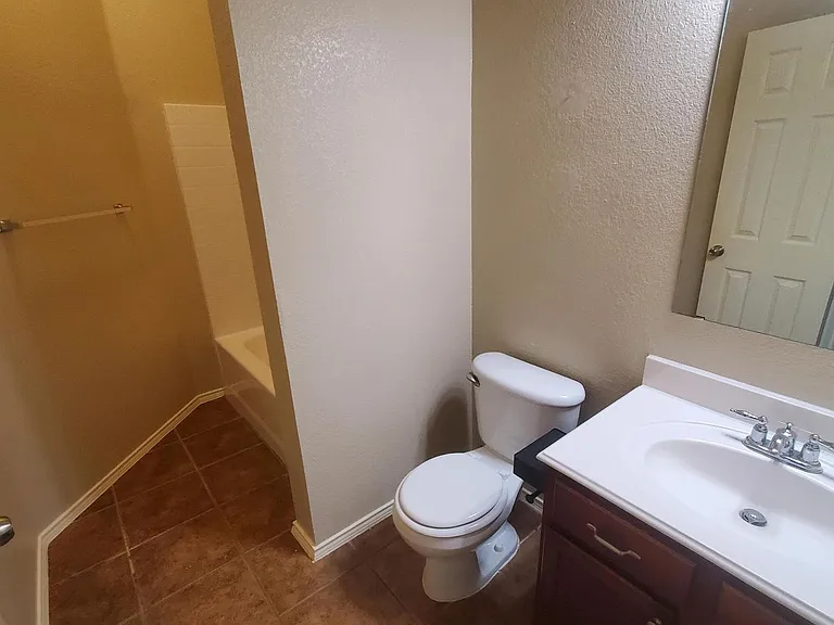 1019 Rumley Rd — Photo 11