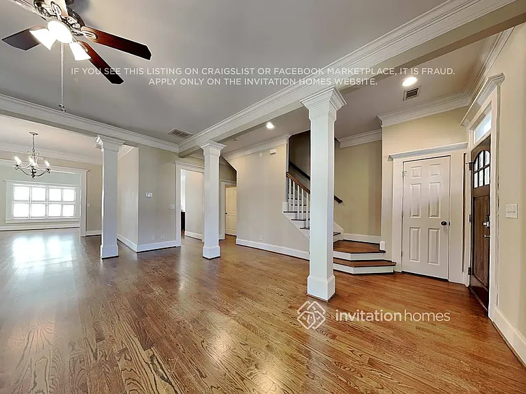2350 Bouldercliff Way SE — Photo 4