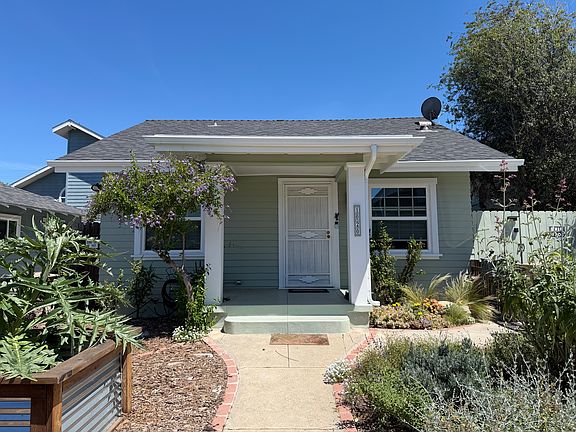 5th image of 1022 Portola Ave