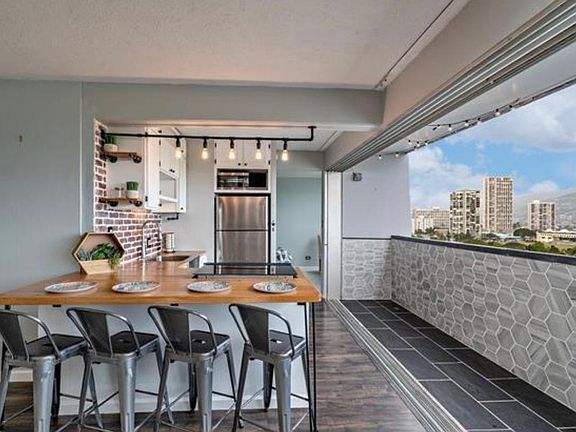 2nd image of 2281 Ala Wai Blvd #Penthouse 1