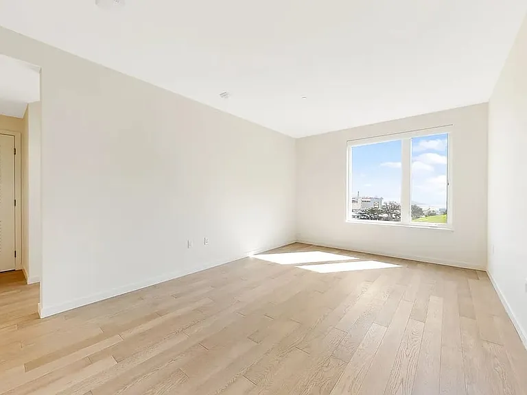 10 Kennedy Pl #209 — Photo 23