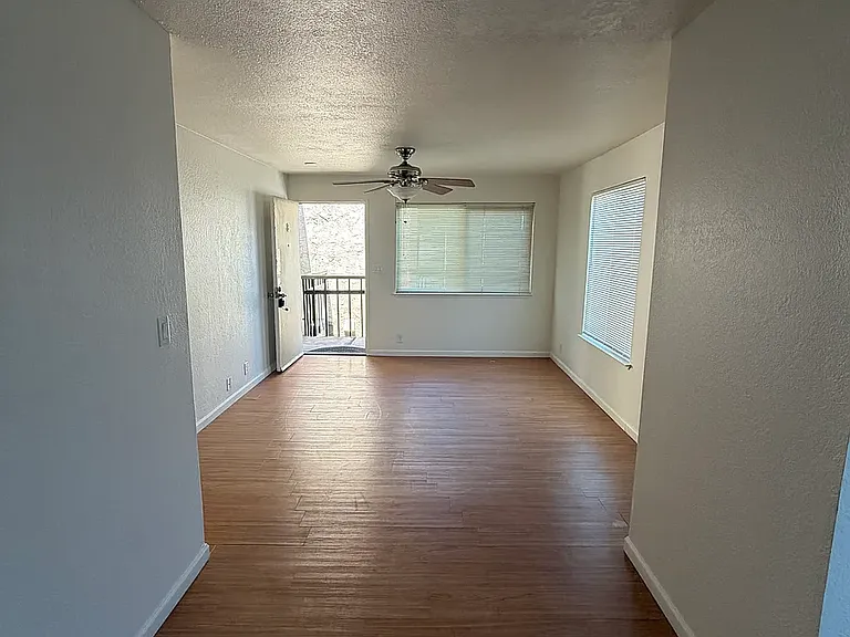 1851 Harrison St #8 — Photo 11