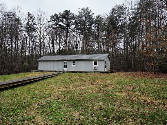 2nd image of 470 Caldwell Rd