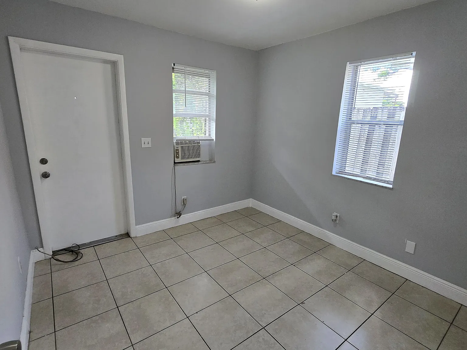 2 bed, 1.0 bath, 800 sqft, $1,400 — Photo 4