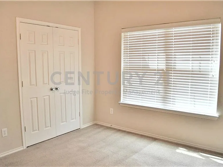 106 Old Glory Ln — Photo 17