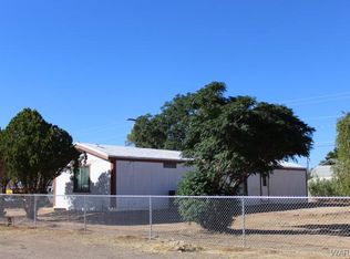 3574 E Canary Ln, Kingman, AZ 86409