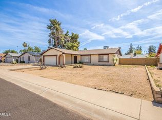 5233 W Las Palmaritas Dr, Glendale, AZ 85302