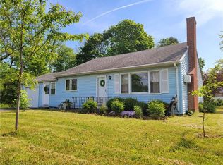 156 Overlook Rd, Poughkeepsie, NY 12603