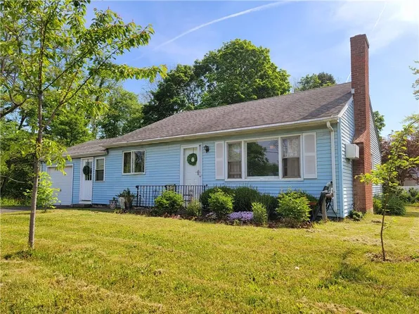 156 Overlook Road, Poughkeepsie, NY 12603