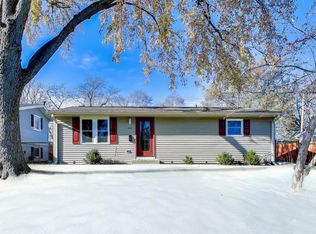 222 Harrison St, Carpentersville, IL 60110