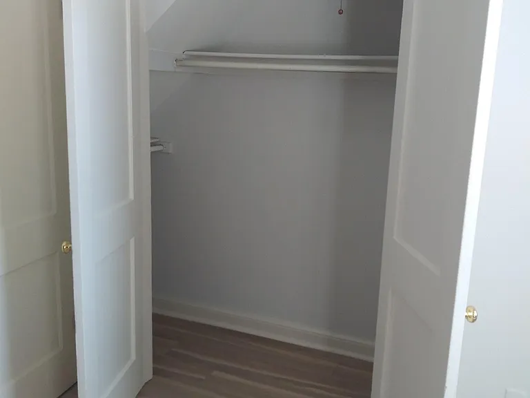 635 G St SE #2 — Photo 25