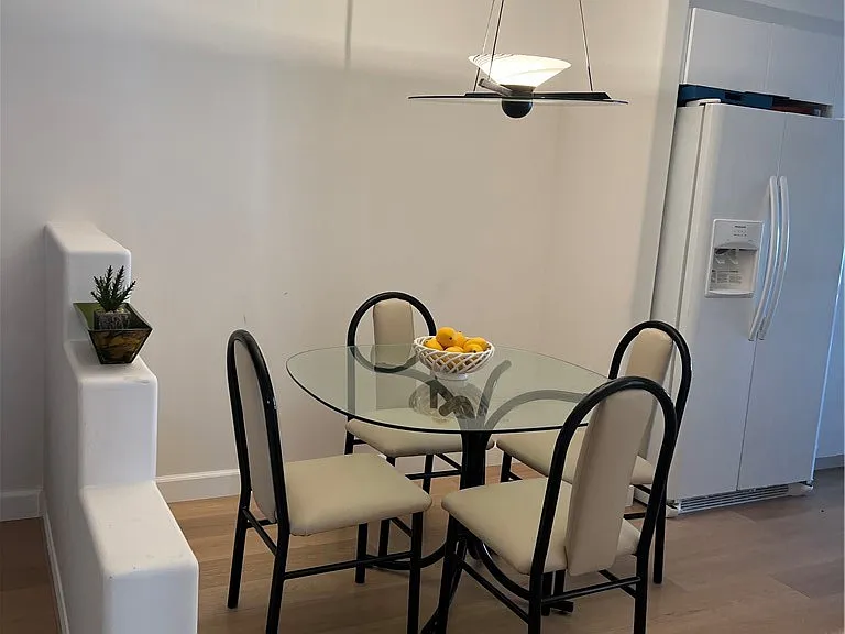 1817 Selby Ave #205 — Photo 10