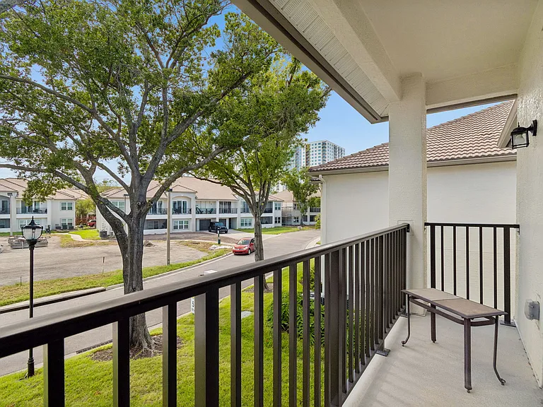 1010 Normandy Trace Rd — Photo 33