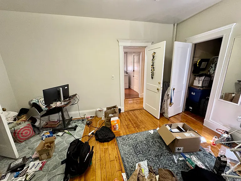 104 Strathmore Rd #1 — Photo 10