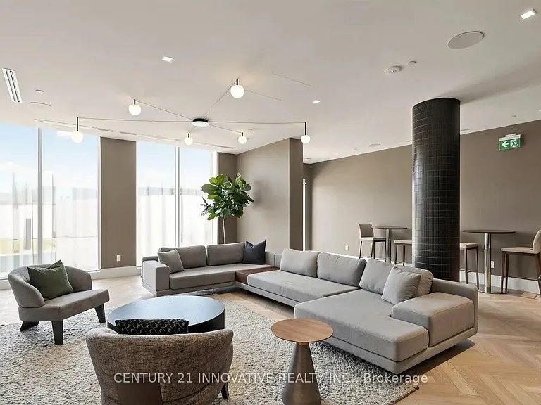 2545 Simcoe St N #618 — Photo 9