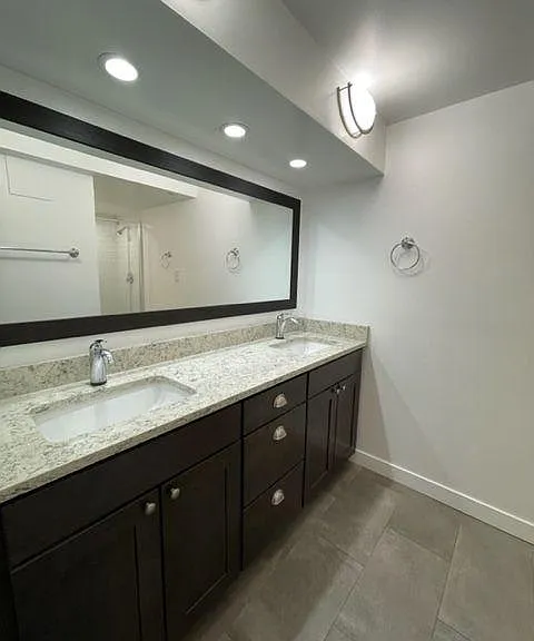 Penn VII — Photo 12