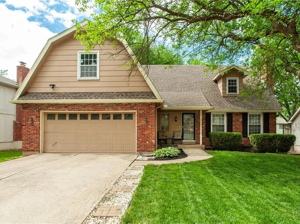 16616 W 145th Ter, Olathe, KS 66062