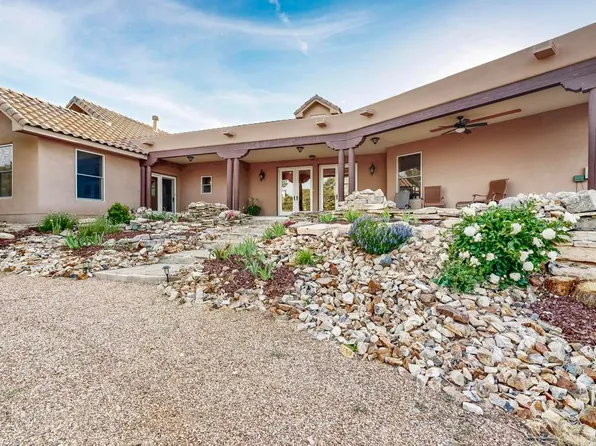 3 Wildcat Ct, Tijeras, NM 87059